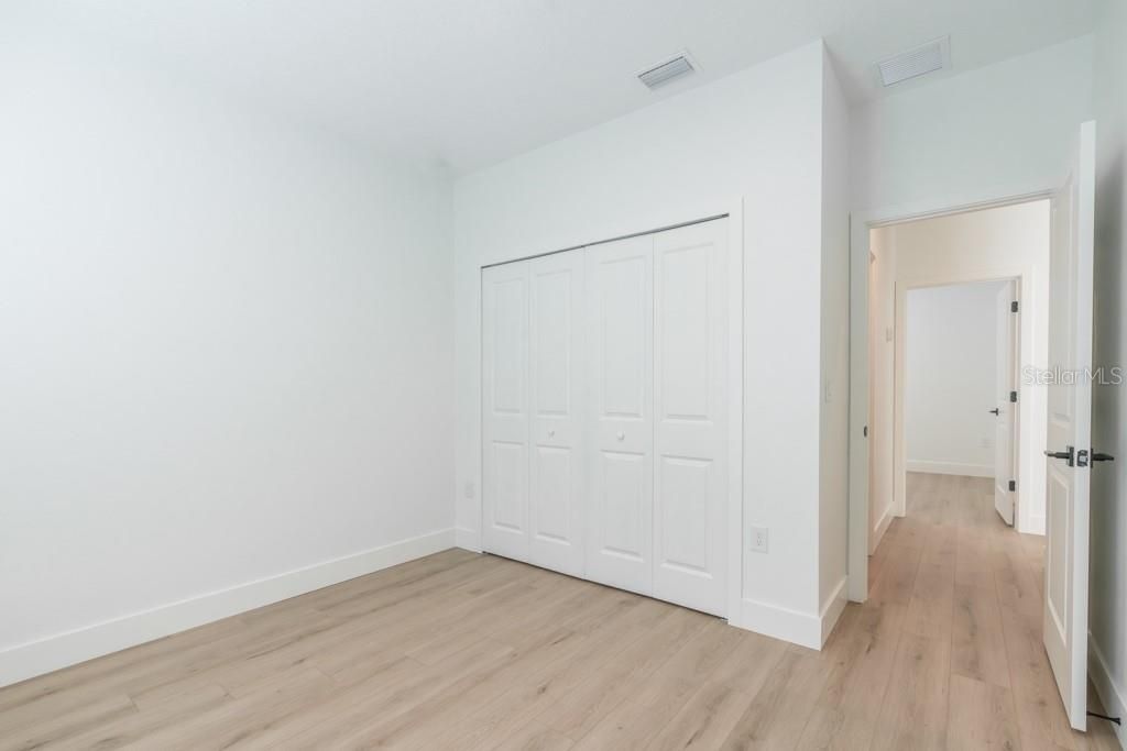 В аренду: $2,300 (4 спален, 2 ванн, 1437 Квадратных фут)