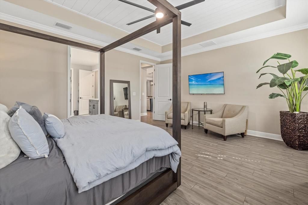 En Venta: $1,295,000 (4 camas, 3 baños, 3697 Pies cuadrados)