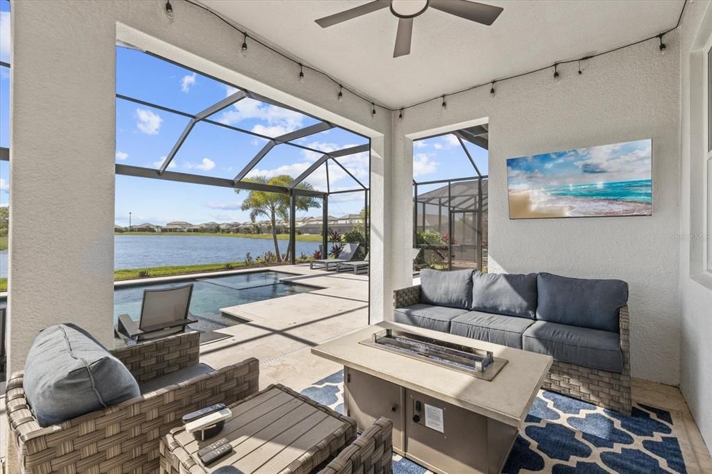 En Venta: $1,295,000 (4 camas, 3 baños, 3697 Pies cuadrados)