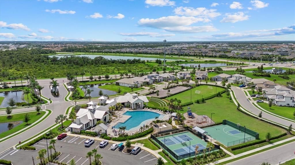 En Venta: $1,295,000 (4 camas, 3 baños, 3697 Pies cuadrados)