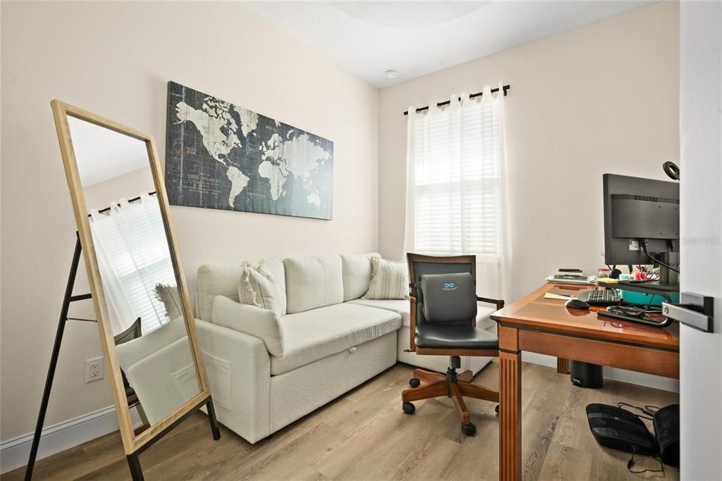 For Rent: $2,800 (3 beds, 2 baths, 1334 Square Feet)