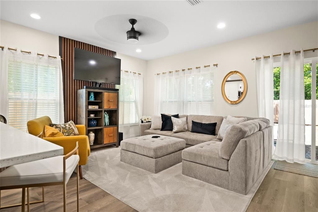 For Rent: $2,800 (3 beds, 2 baths, 1334 Square Feet)