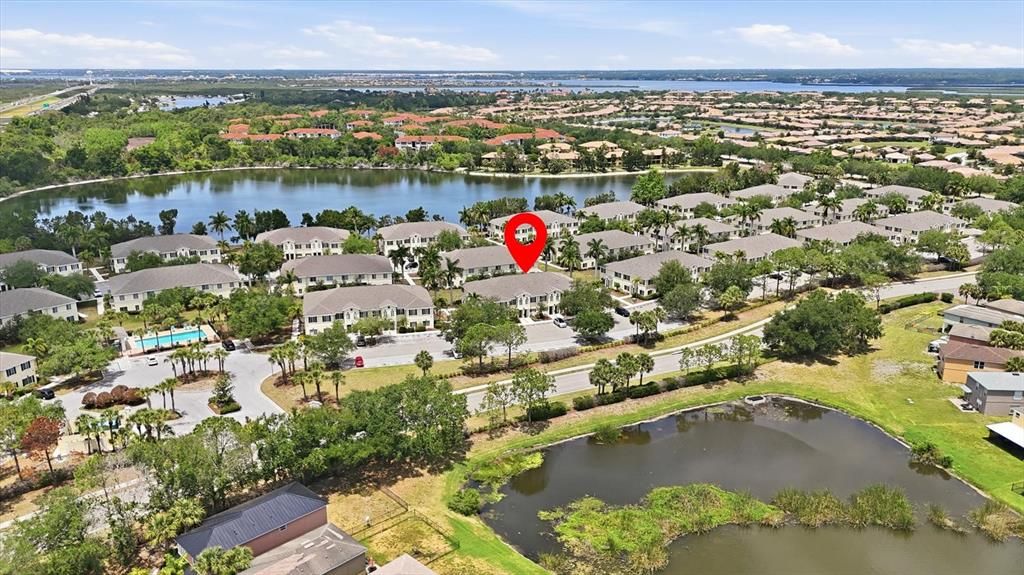 Active With Contract: $239,900 (2 beds, 2 baths, 1429 Square Feet)