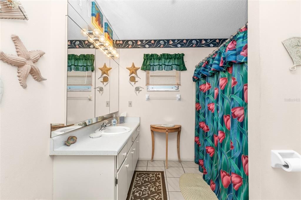 En Venta: $210,000 (2 camas, 2 baños, 1383 Pies cuadrados)