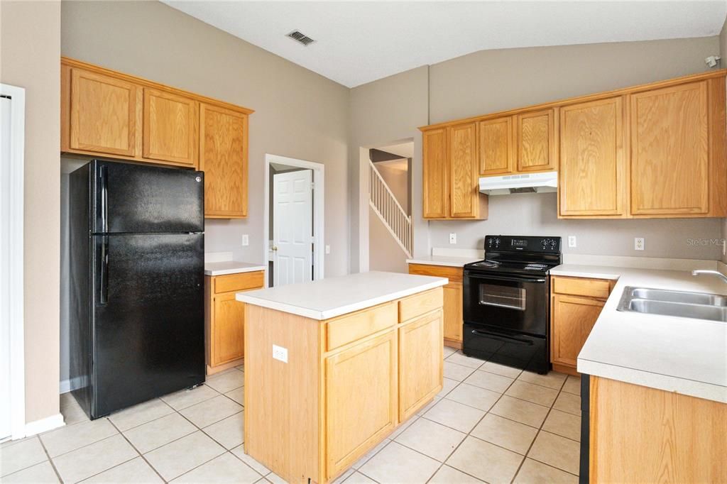 В аренду: $2,295 (3 спален, 2 ванн, 2176 Квадратных фут)