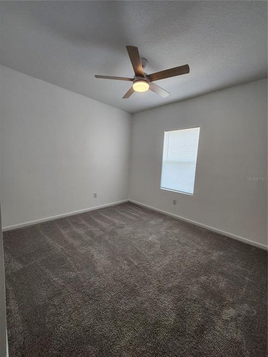 For Rent: $2,049 (3 beds, 2 baths, 1420 Square Feet)
