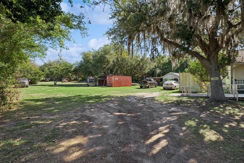 For Sale: $1,800,000 (4 beds, 2 baths, 1592 Square Feet)