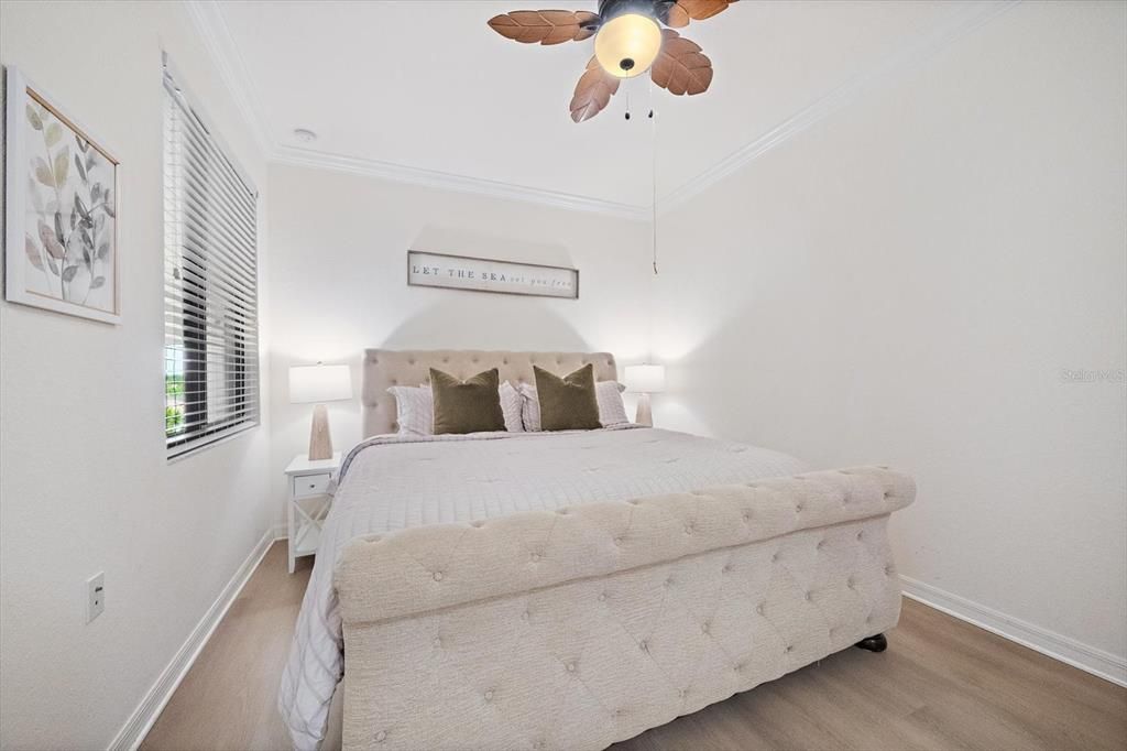 For Sale: $298,900 (2 beds, 2 baths, 1142 Square Feet)