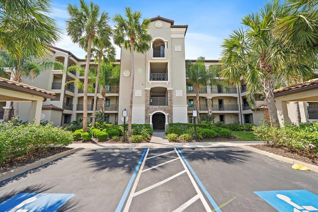 For Sale: $298,900 (2 beds, 2 baths, 1142 Square Feet)