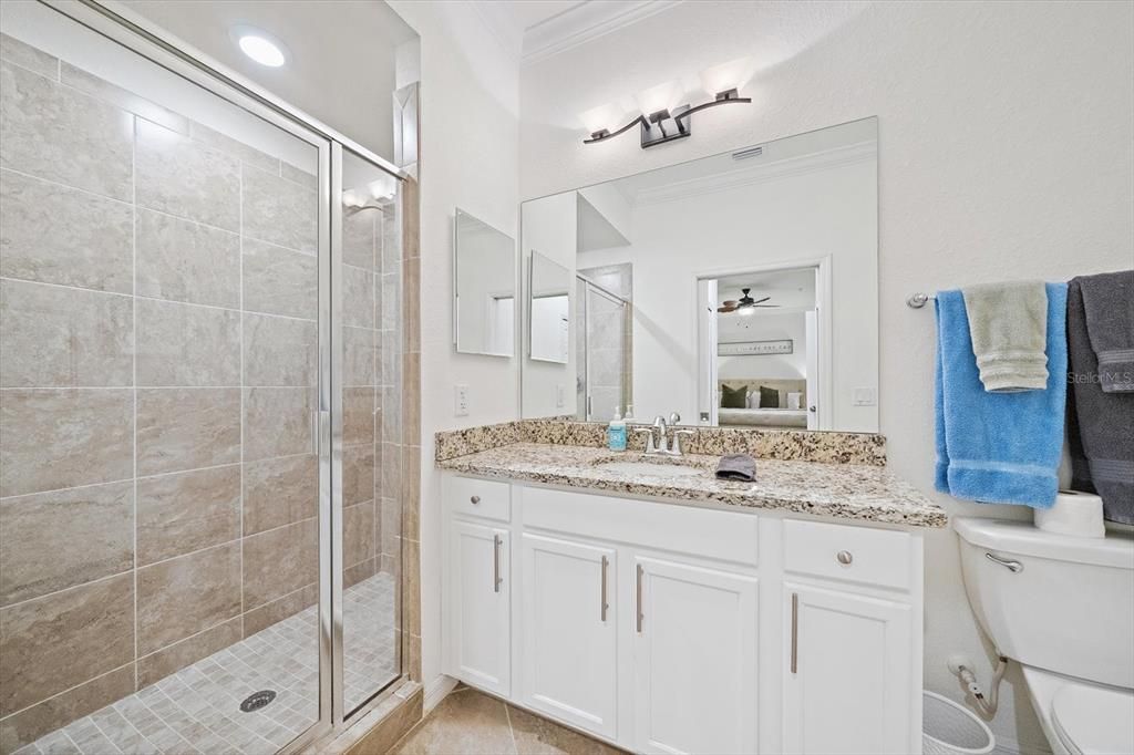 For Sale: $298,900 (2 beds, 2 baths, 1142 Square Feet)