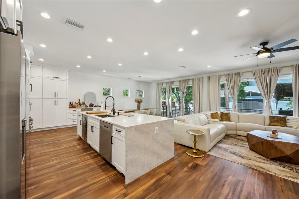 For Rent: $4,500 (4 beds, 3 baths, 2472 Square Feet)