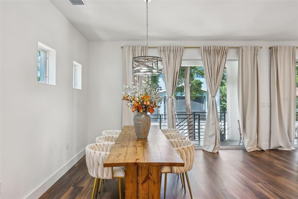 For Rent: $4,500 (4 beds, 3 baths, 2472 Square Feet)