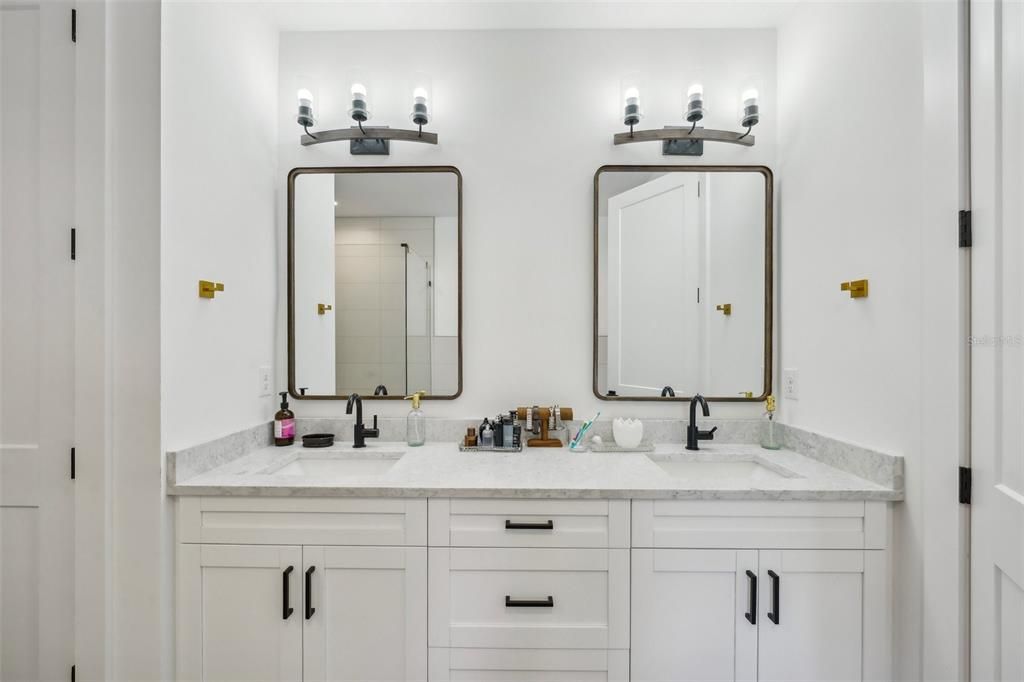 For Rent: $4,500 (4 beds, 3 baths, 2472 Square Feet)