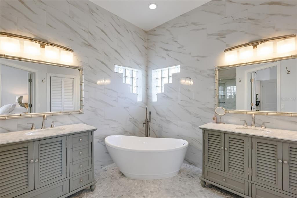 For Sale: $1,165,000 (3 beds, 2 baths, 2151 Square Feet)