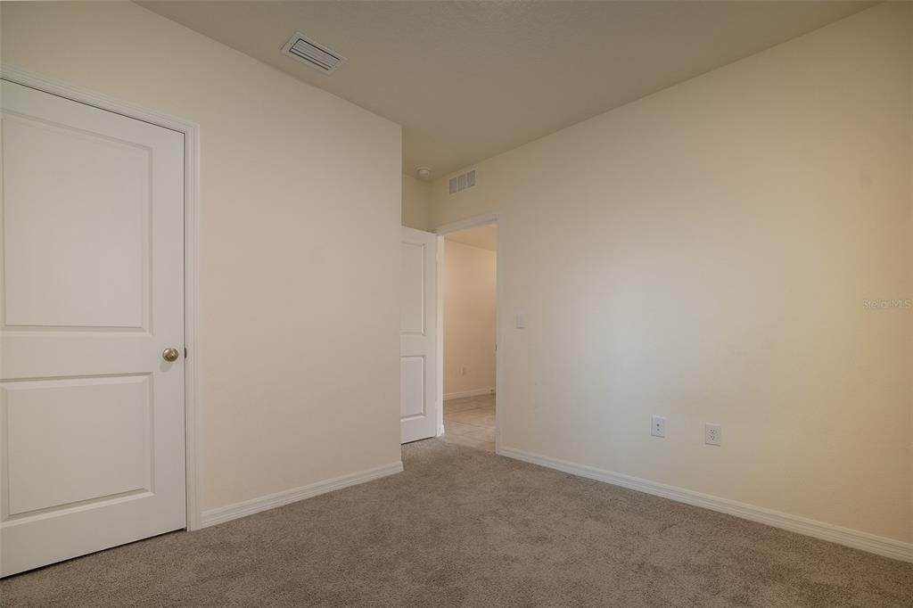 For Rent: $2,450 (4 beds, 2 baths, 1846 Square Feet)