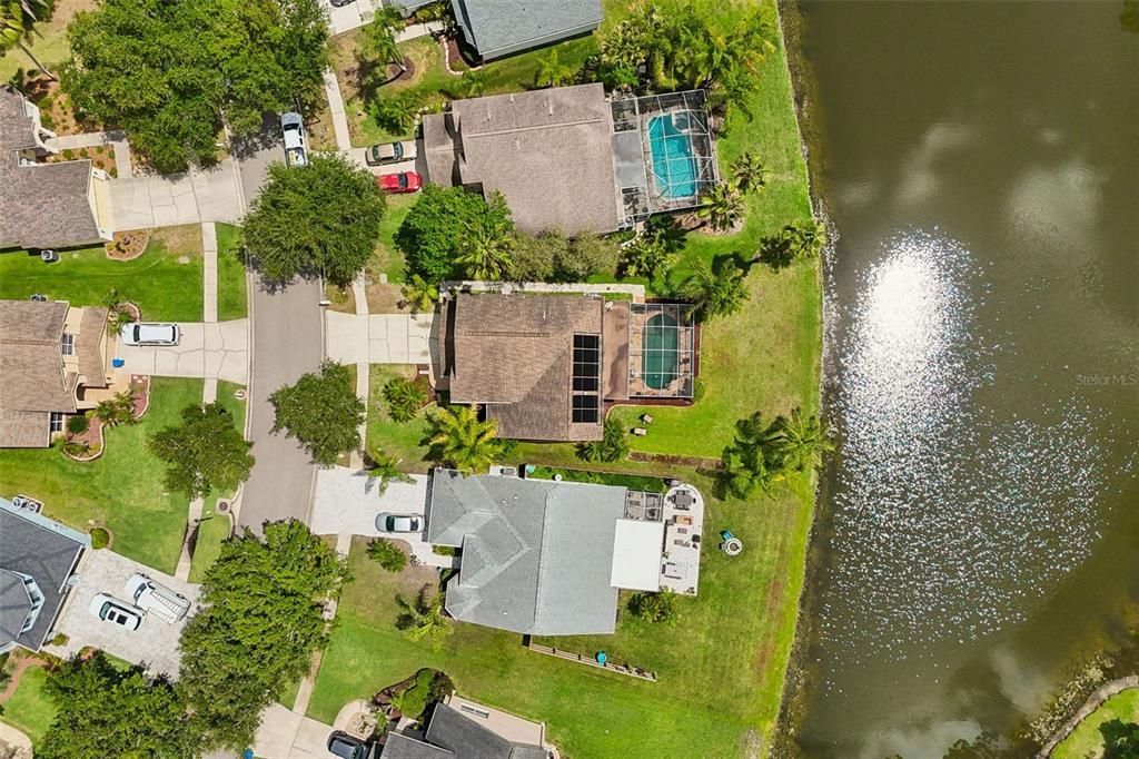 En Venta: $649,900 (3 camas, 2 baños, 2360 Pies cuadrados)