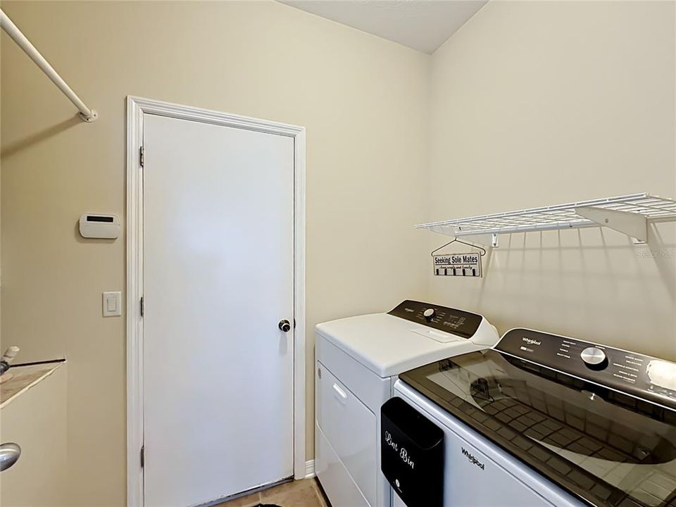 En Venta: $349,999 (4 camas, 2 baños, 1854 Pies cuadrados)