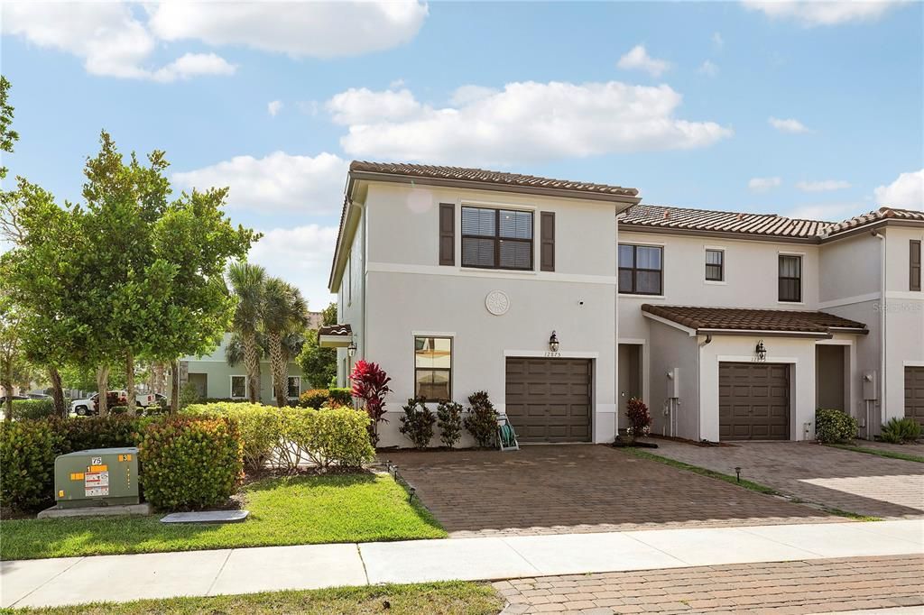 For Sale: $436,020 (3 beds, 2 baths, 1796 Square Feet)