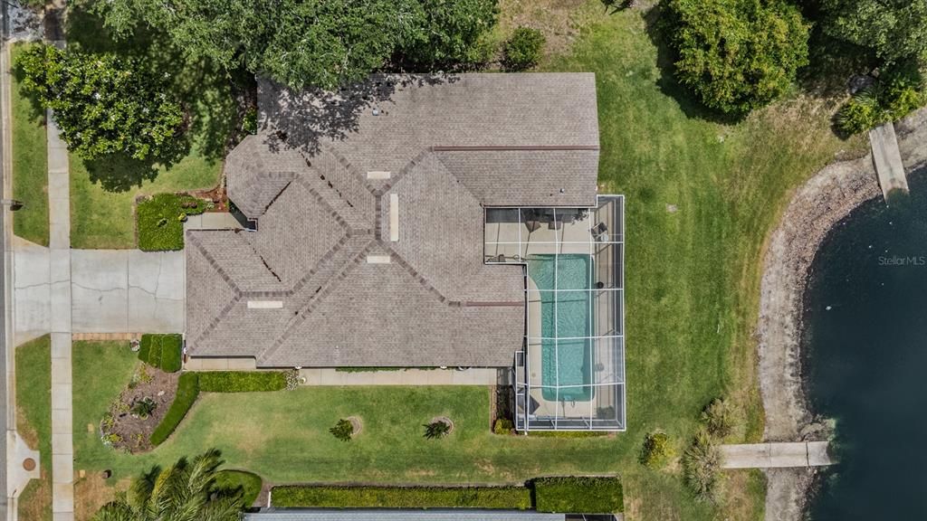 For Sale: $550,000 (4 beds, 3 baths, 1947 Square Feet)