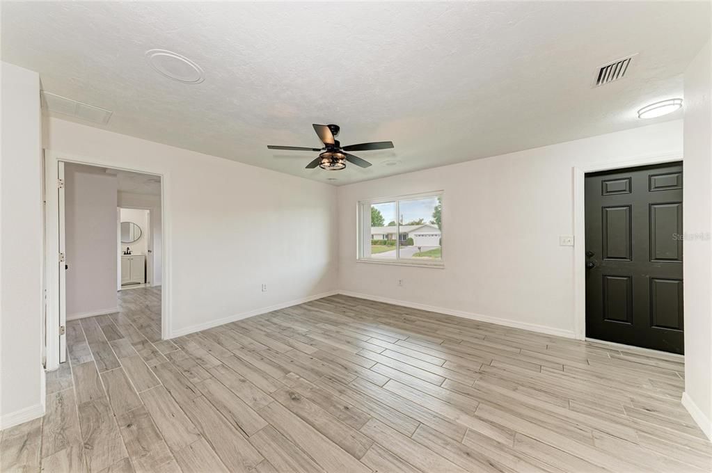 Active With Contract: $495,000 (3 beds, 2 baths, 1545 Square Feet)