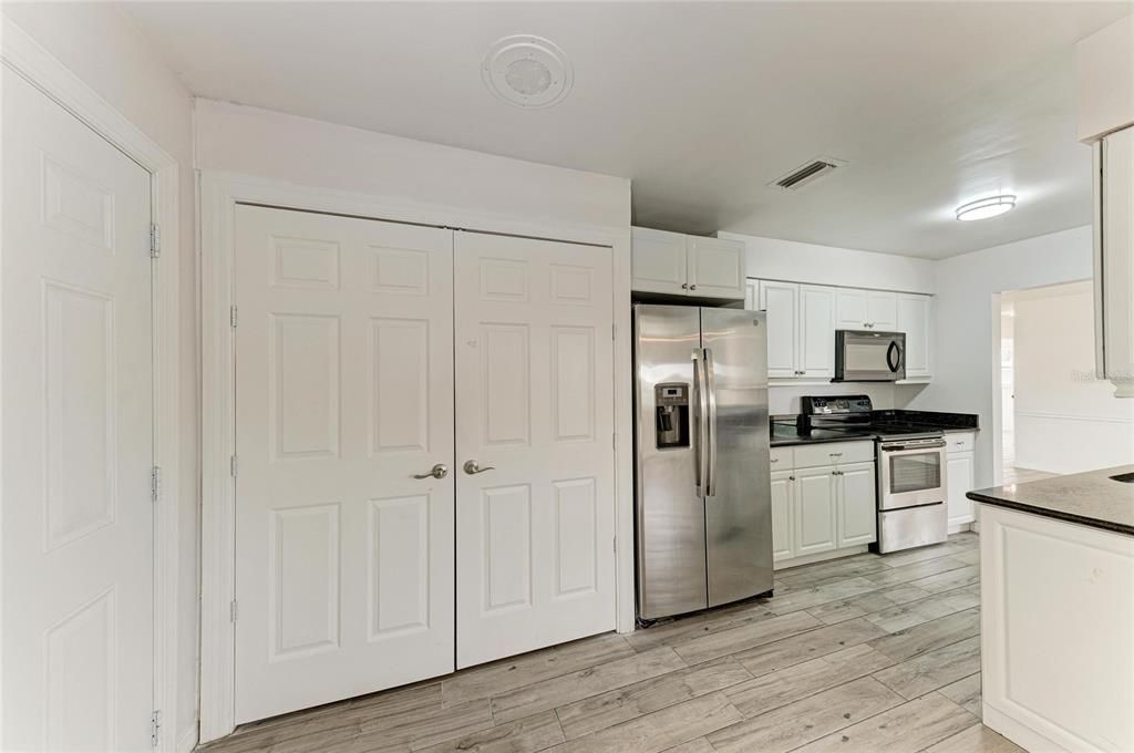 Active With Contract: $495,000 (3 beds, 2 baths, 1545 Square Feet)