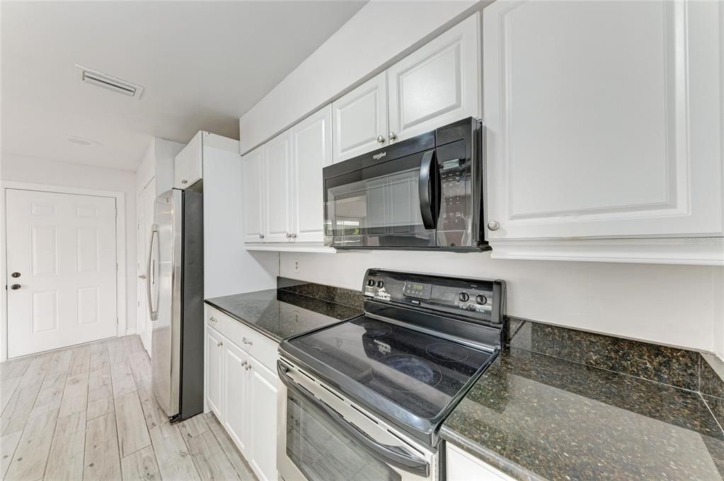 Active With Contract: $495,000 (3 beds, 2 baths, 1545 Square Feet)