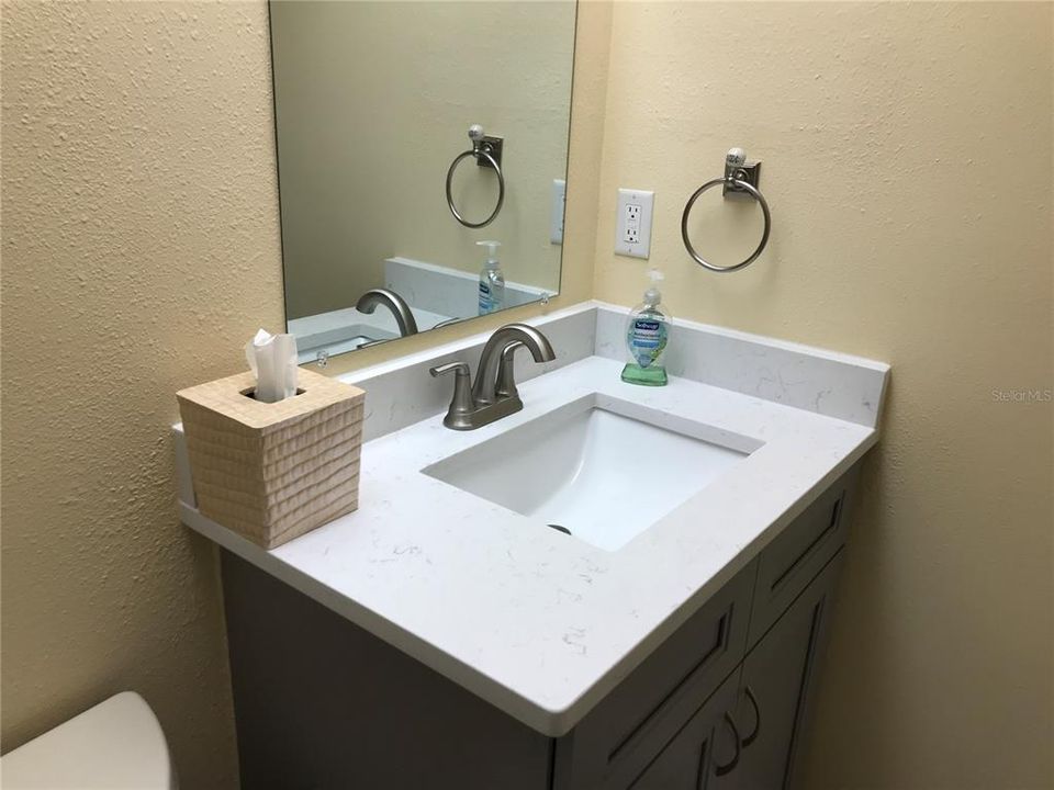 Active With Contract: $2,150 (2 beds, 2 baths, 1264 Square Feet)