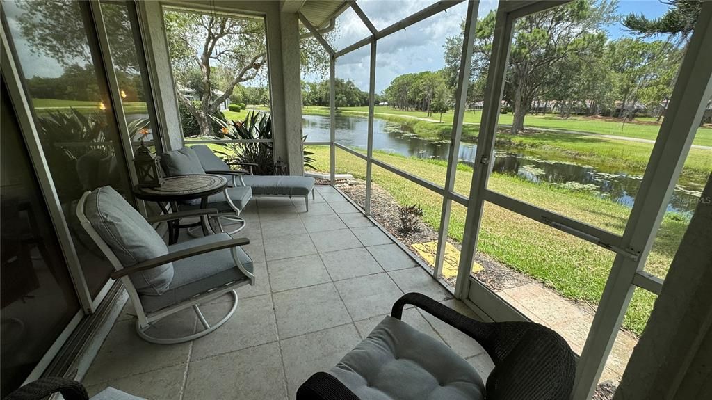 Active With Contract: $2,150 (2 beds, 2 baths, 1264 Square Feet)