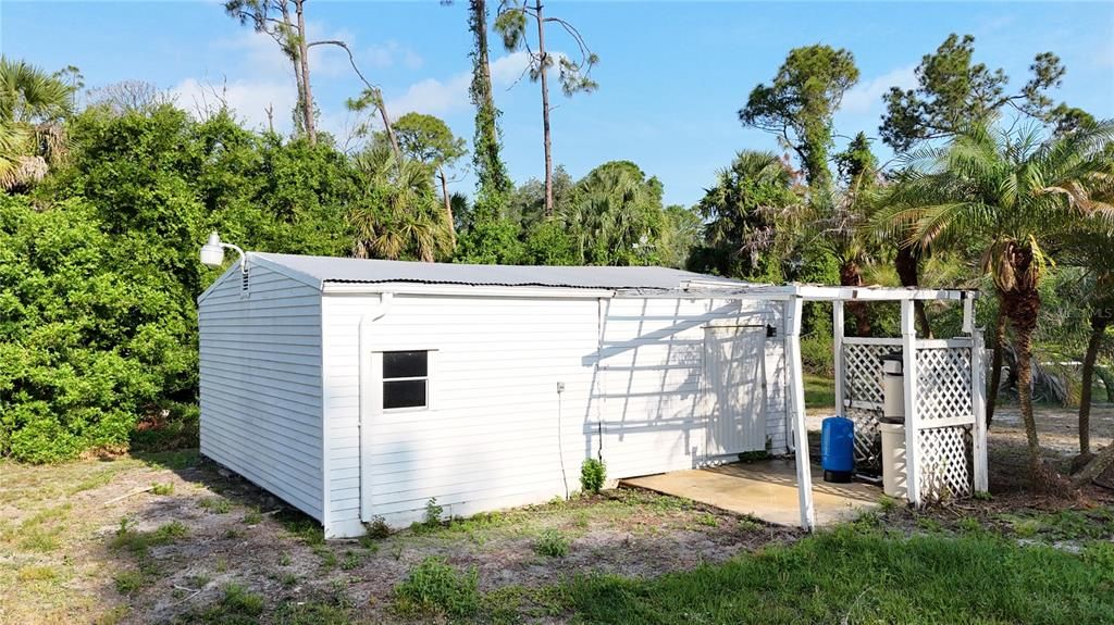 Activo con contrato: $549,900 (3 camas, 2 baños, 2186 Pies cuadrados)