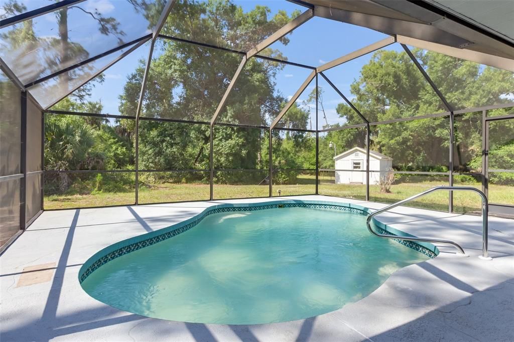 Activo con contrato: $549,900 (3 camas, 2 baños, 2186 Pies cuadrados)