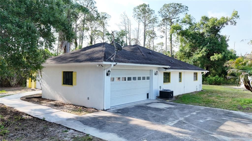 Activo con contrato: $549,900 (3 camas, 2 baños, 2186 Pies cuadrados)