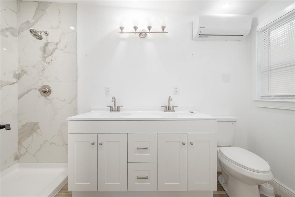 For Rent: $2,195 (3 beds, 2 baths, 1100 Square Feet)