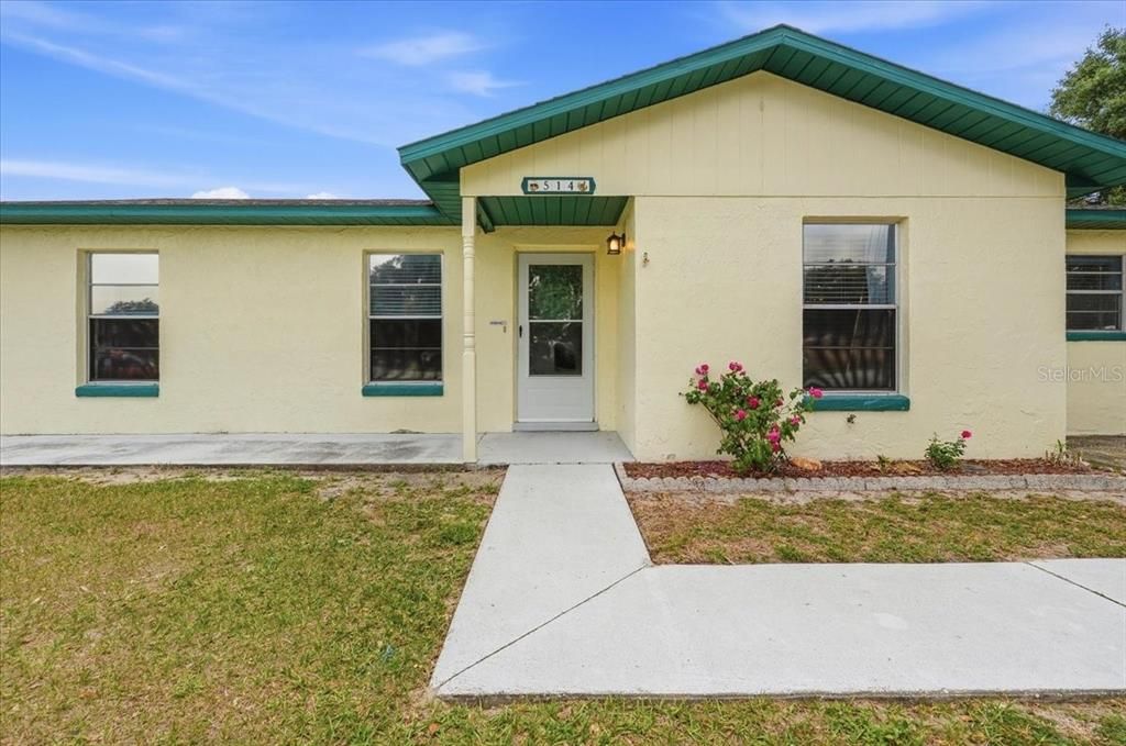 Active With Contract: $269,000 (4 beds, 1 baths, 1365 Square Feet)