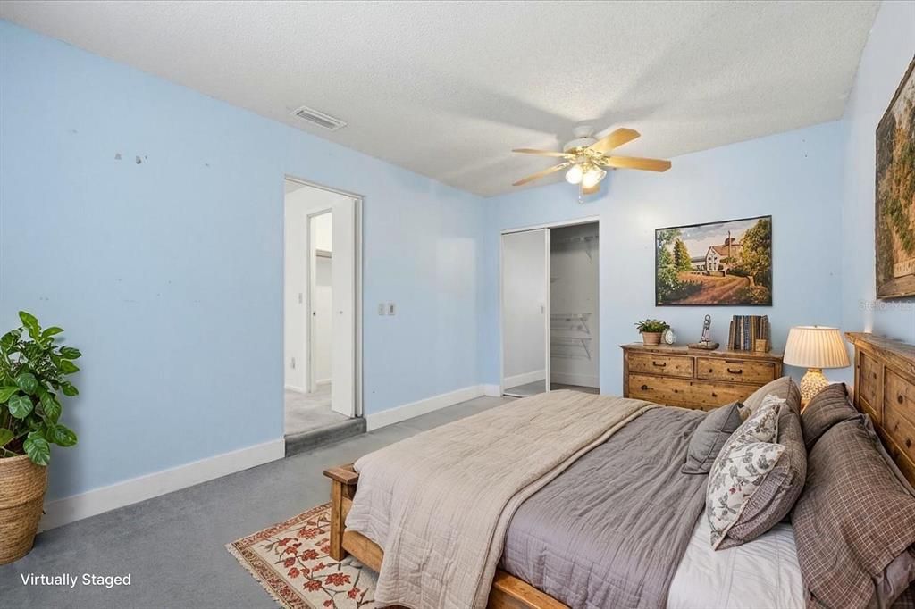 Active With Contract: $269,000 (4 beds, 1 baths, 1365 Square Feet)