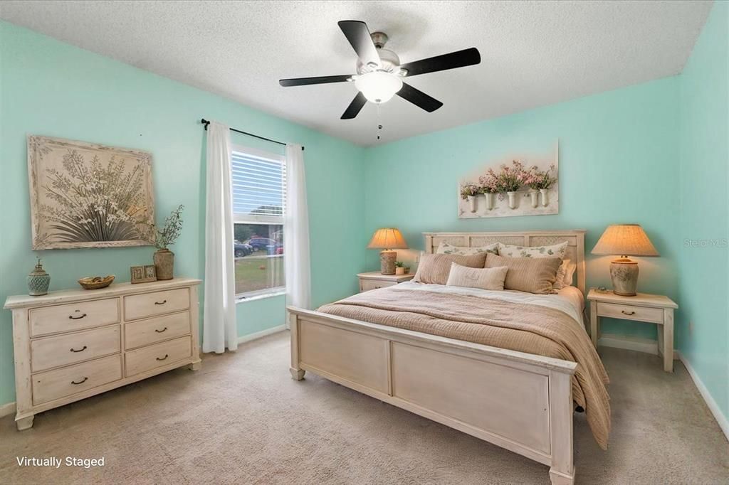 Active With Contract: $269,000 (4 beds, 1 baths, 1365 Square Feet)