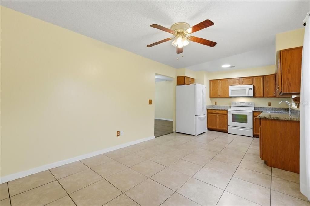 Active With Contract: $269,000 (4 beds, 1 baths, 1365 Square Feet)