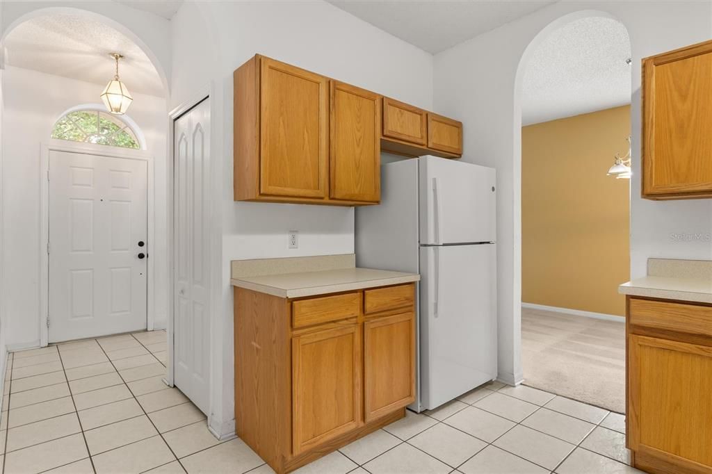 For Rent: $2,800 (4 beds, 2 baths, 1865 Square Feet)