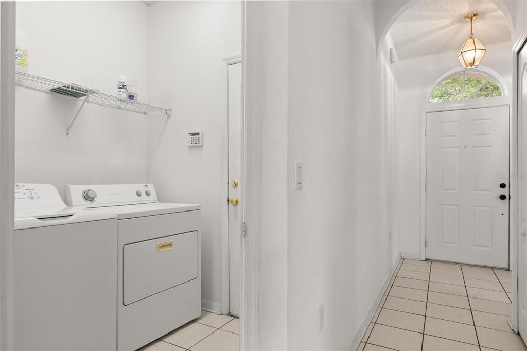 For Rent: $2,800 (4 beds, 2 baths, 1865 Square Feet)