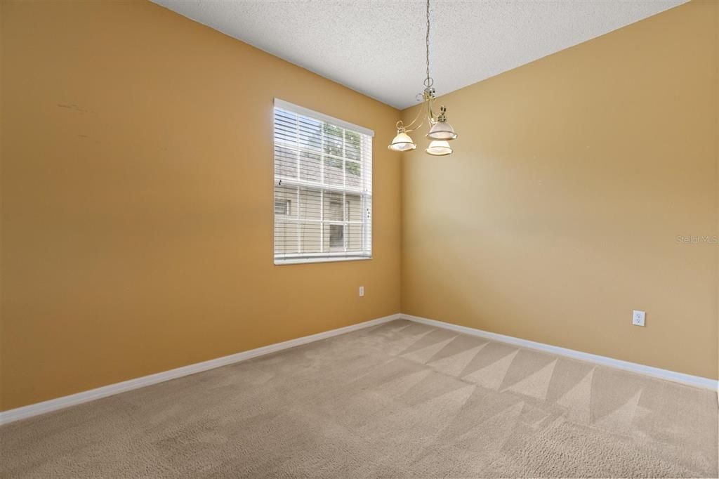 For Rent: $2,800 (4 beds, 2 baths, 1865 Square Feet)