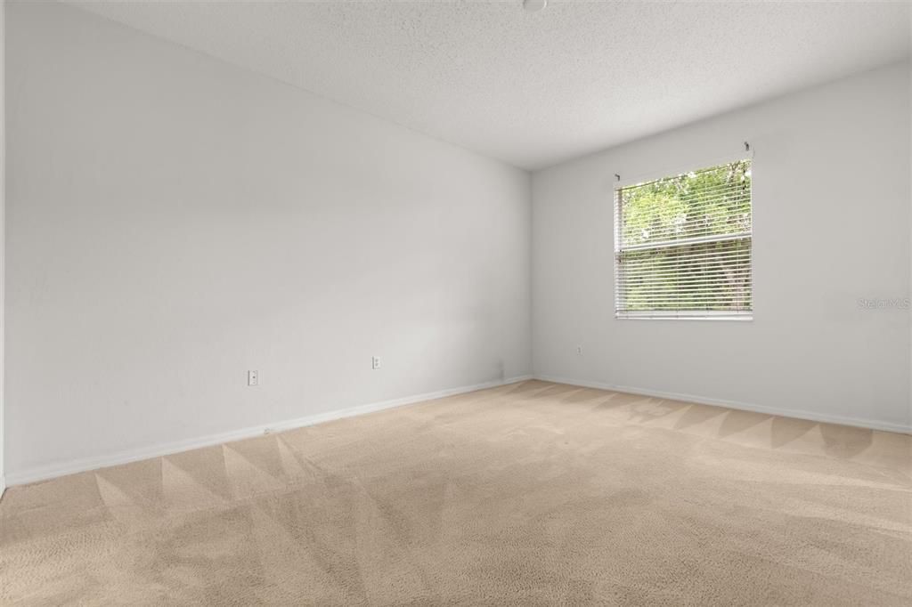 For Rent: $2,800 (4 beds, 2 baths, 1865 Square Feet)
