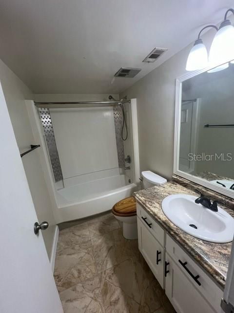 For Rent: $1,700 (2 beds, 2 baths, 986 Square Feet)
