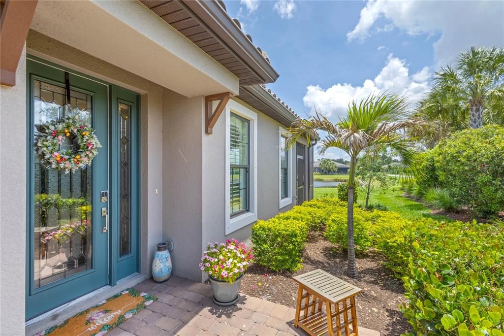 For Sale: $450,000 (2 beds, 2 baths, 1530 Square Feet)