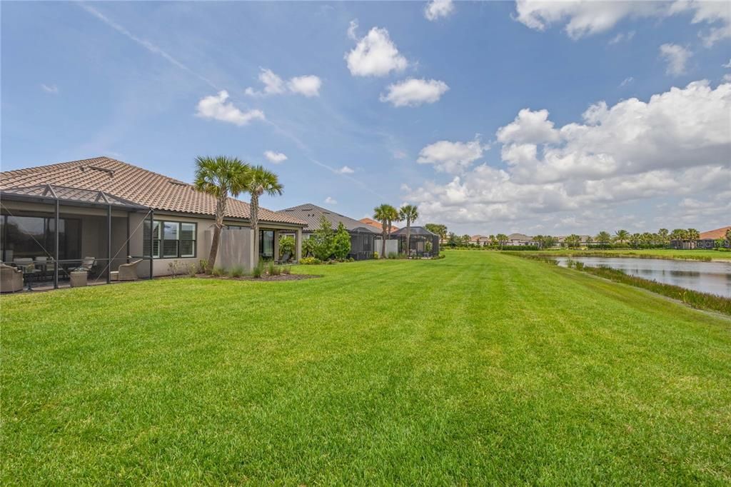 For Sale: $450,000 (2 beds, 2 baths, 1530 Square Feet)