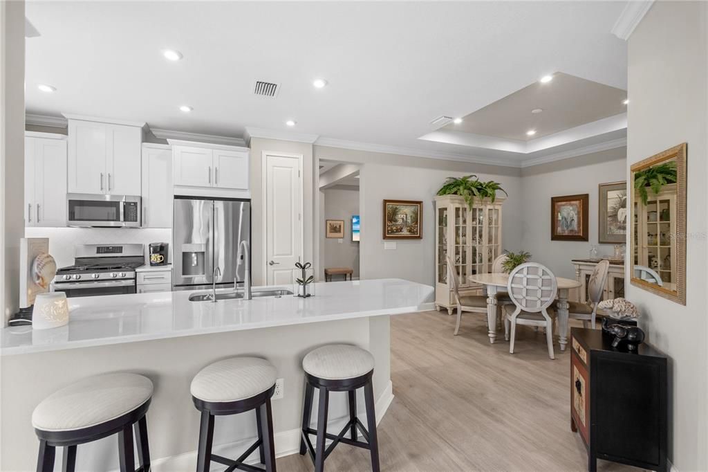 For Sale: $450,000 (2 beds, 2 baths, 1530 Square Feet)