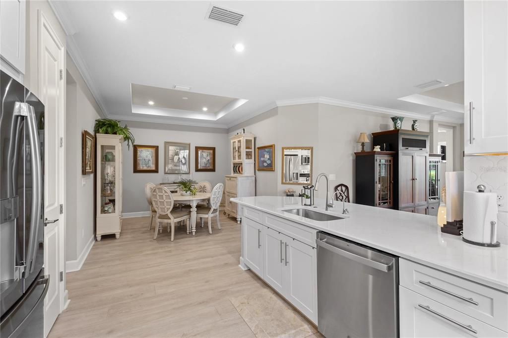 For Sale: $450,000 (2 beds, 2 baths, 1530 Square Feet)