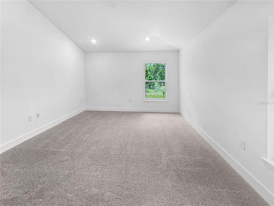 На продажу: $412,900 (4 спален, 2 ванн, 1820 Квадратных фут)