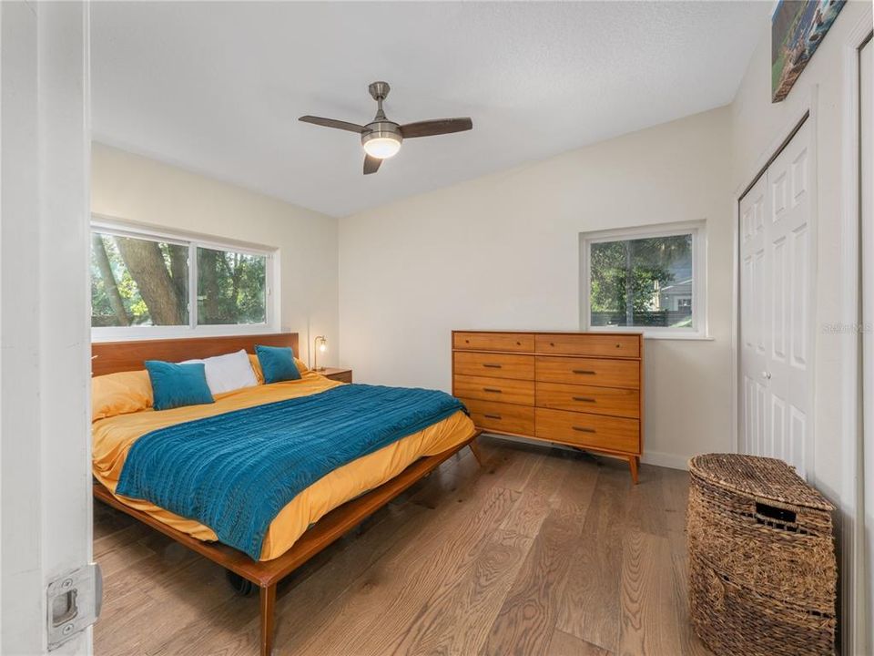 Active With Contract: $624,900 (3 beds, 2 baths, 1696 Square Feet)