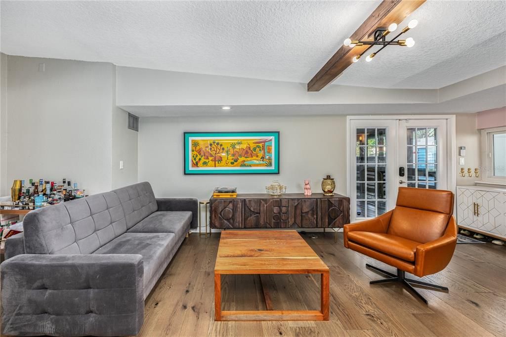 Active With Contract: $624,900 (3 beds, 2 baths, 1696 Square Feet)