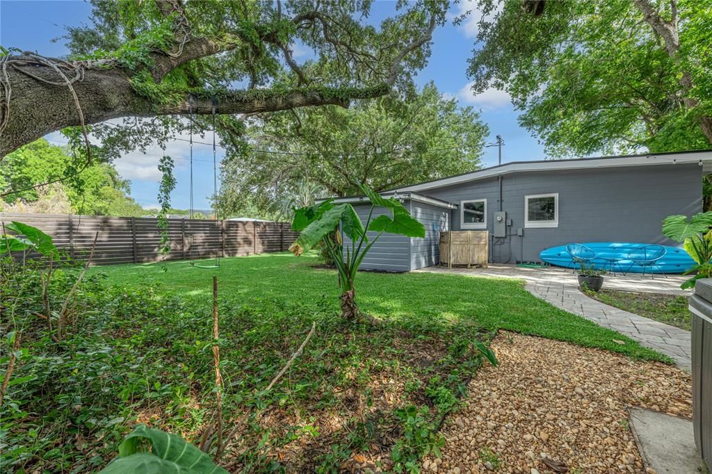 Active With Contract: $624,900 (3 beds, 2 baths, 1696 Square Feet)