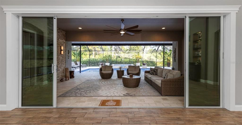 For Sale: $1,235,000 (5 beds, 4 baths, 4586 Square Feet)